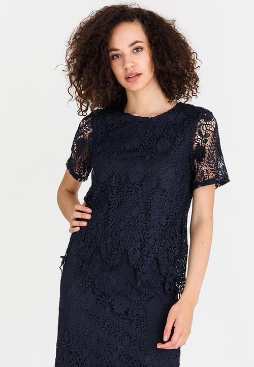 Vero Moda - Flora Short Sleeve Lace Top Navy