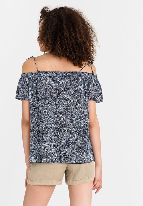 Vero Moda - Carol Cold Shoulder Top Mid Blue