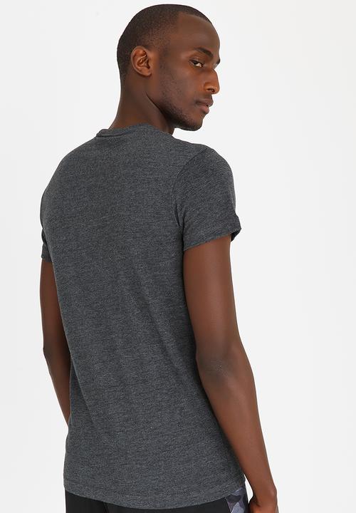 Reebok Classic - RBK Vneck Tee Grey