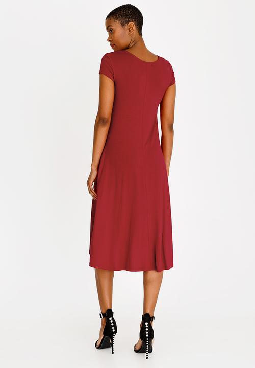 edit - V-neck knot front detail dress - red