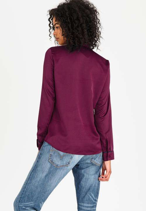 edit - Kitty Bow Blouse with Piping Detail Burgundy