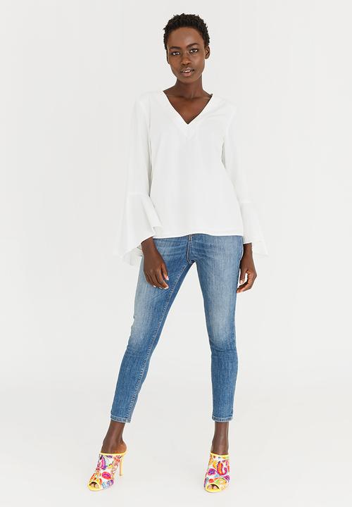 Vero Moda - Poppy Flare Sleeve Top White
