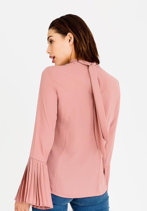 STYLE REPUBLIC - Pleated Bell Sleeve Blouse Rose