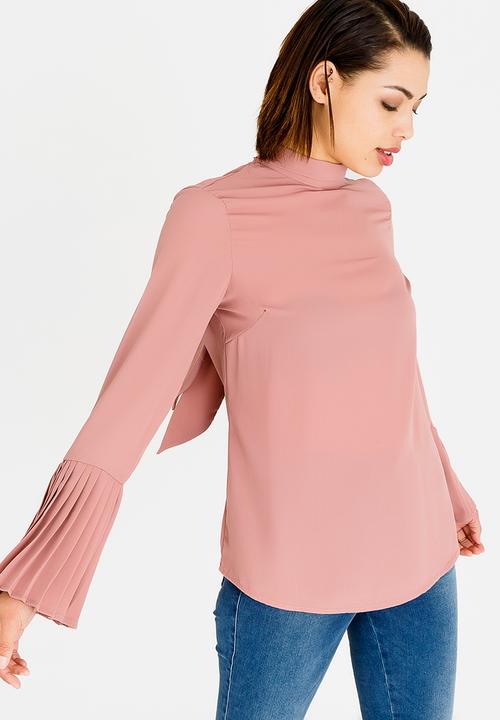 STYLE REPUBLIC - Pleated Bell Sleeve Blouse Rose