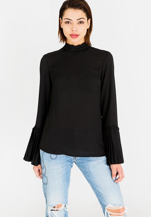 STYLE REPUBLIC - Pleated Bell Sleeve Blouse Black