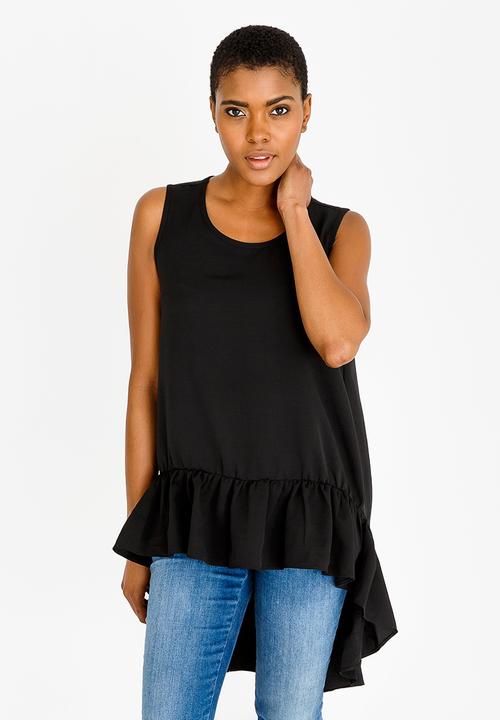 edit - Dipped hem top - black