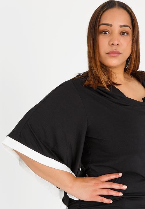 edit Plus - Colour Blocked Top Black and White