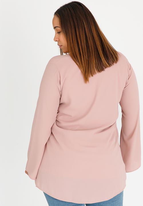 edit Plus - Inverted Pleat Tunic with V Neck Pale Pink
