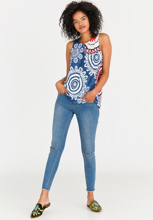 Revenge - Patterned Shift Top Blue and White