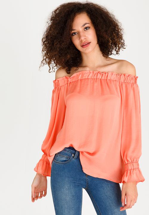 Revenge - Off-shoulder Blouse Coral