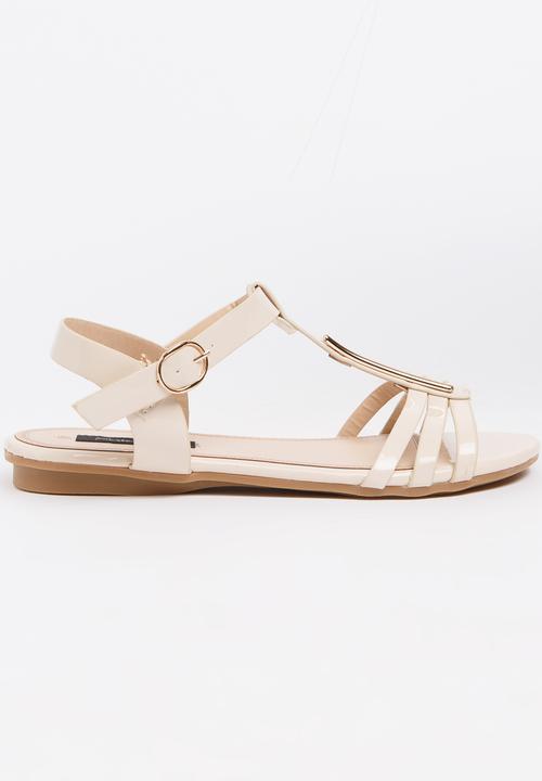 Sarah J - Strappy Sandals Beige