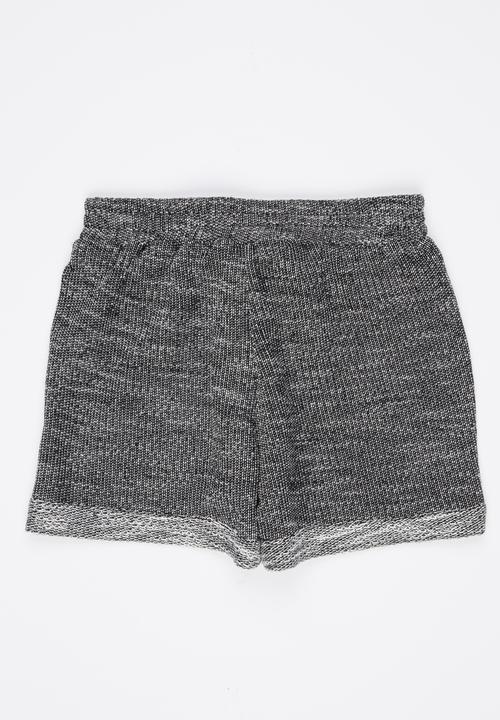 Rebel Republic - Fleece Shorts Black