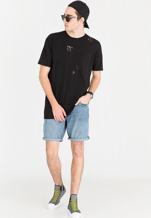 Brave Soul - Benji Hole Detail Longer Length Tee Black