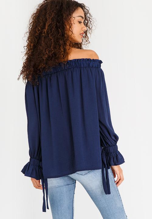 Revenge - Off-shoulder Blouse Navy