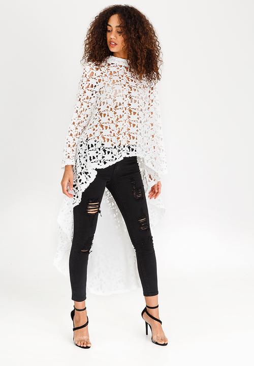 Revenge - Lace Top with Dip Hem Cream