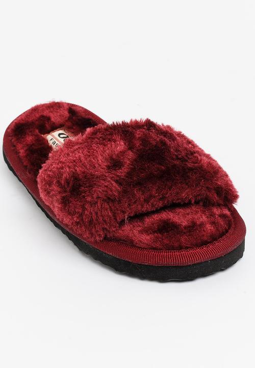 Pop Candy - Fluffy Slippers Burgundy