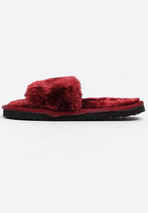 Pop Candy - Fluffy Slippers Burgundy