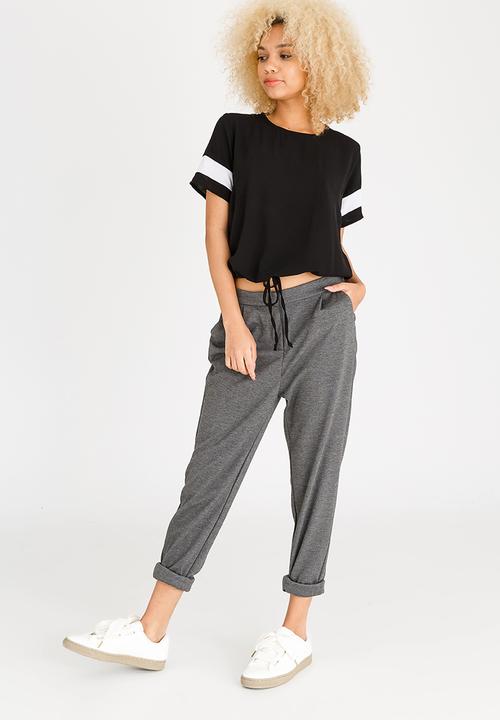 c(inch) - Sports Luxe T-shirt Black and White