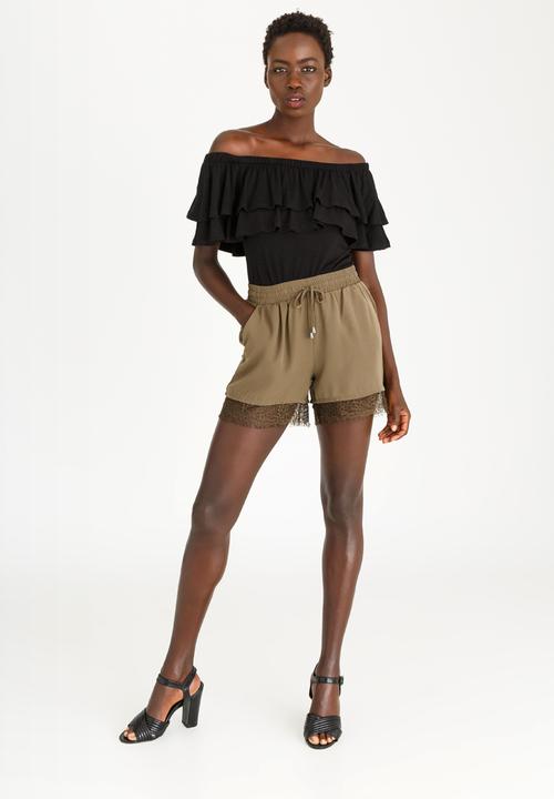 c(inch) - Bardot T-Shirt Black