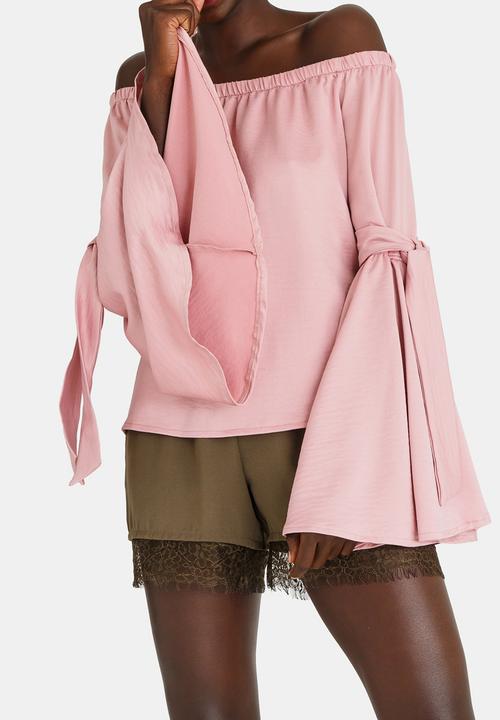 STYLE REPUBLIC - Bell Sleeve Bardot Blouse Pale Pink