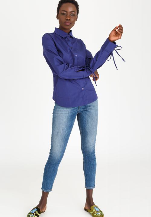 STYLE REPUBLIC - Back Lace-up Shirt Navy