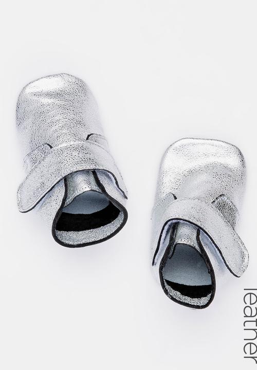 shooshoos - Macy Silver Booties Silver