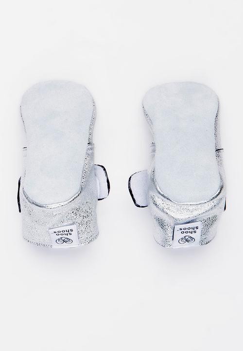 shooshoos - Macy Silver Booties Silver