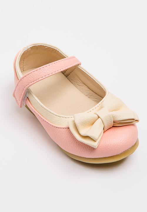 Pop Candy - Two Tone Pump With Bow Pale Pink
