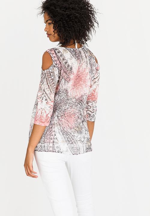 Revenge - Cold-Shoulder Top Pale Pink
