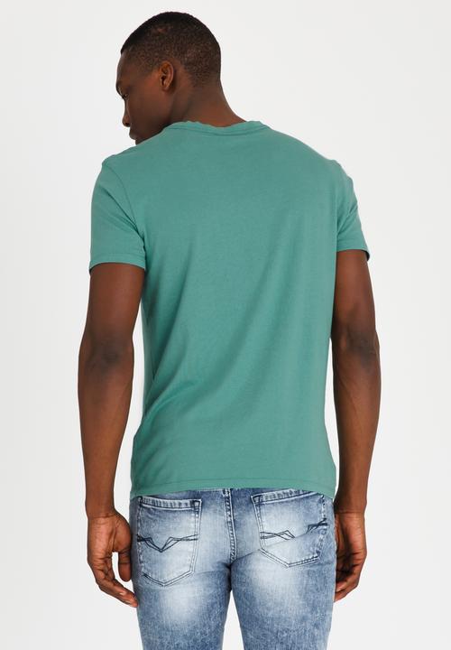 GUESS - Basic City Logo Crew Tee Mid Blue