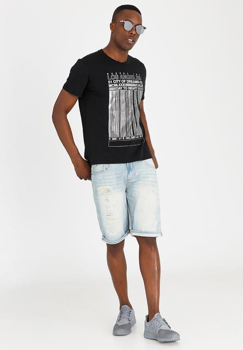 GUESS - Basic Lines Scoop Tee Black