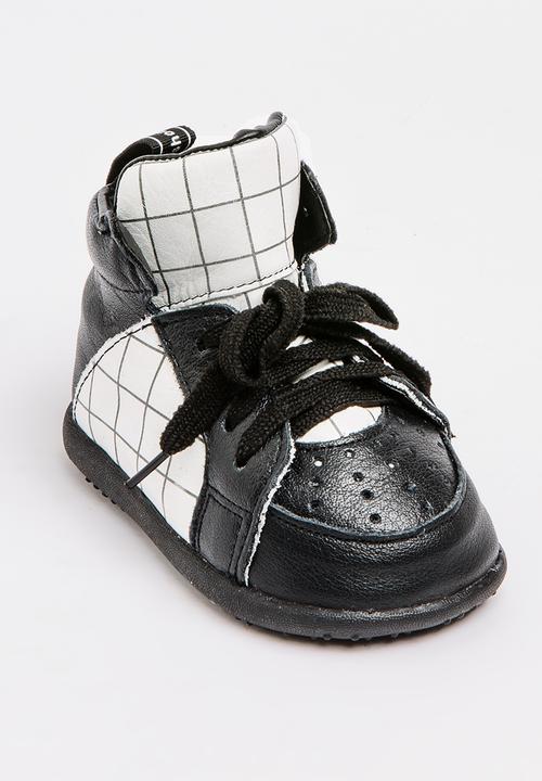 shooshoos - Big NIght Out High  Top Sneaker White