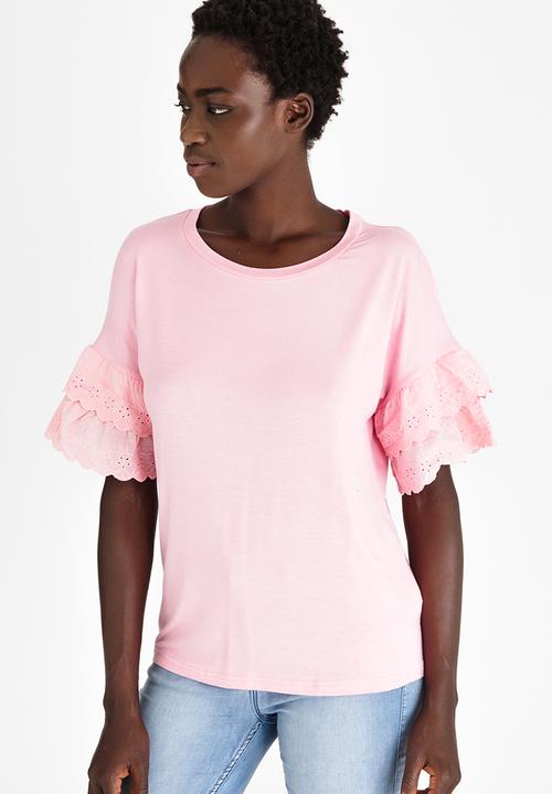 edit - T-shirt with Frilly Lace Sleeves Mid Pink