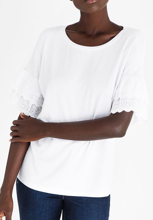 edit - T-shirt with Frilly Lace Sleeves White