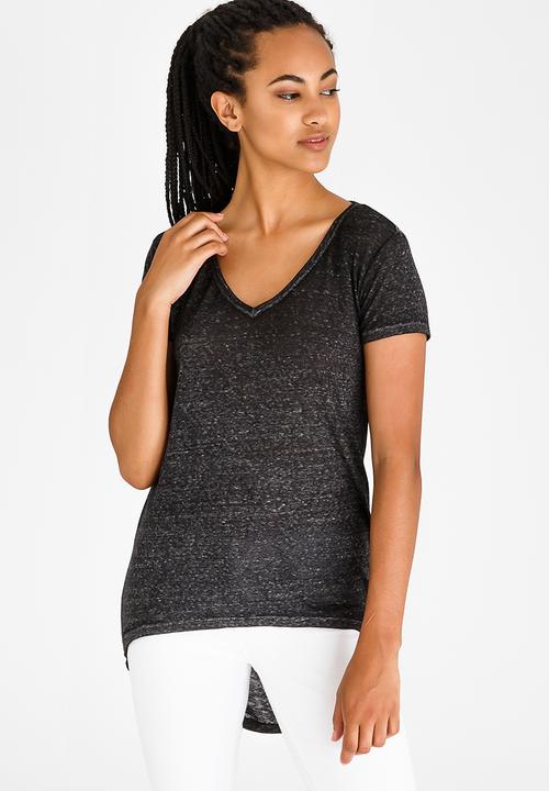 edit - V Neckline Tunic Black and White