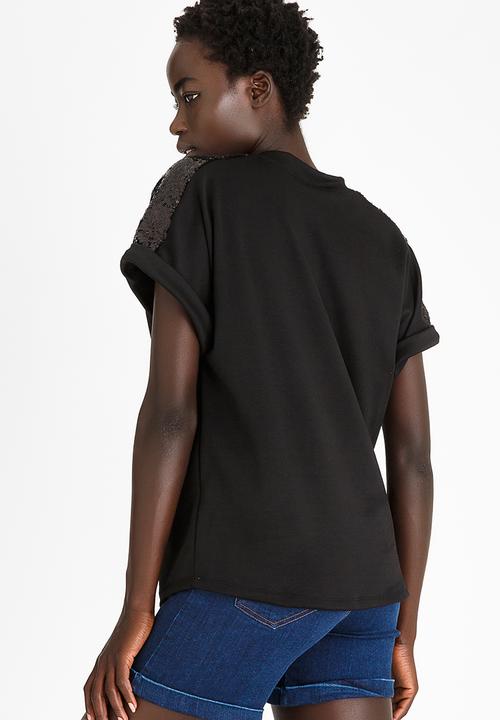 STYLE REPUBLIC - Sequin Inset T-shirt Black