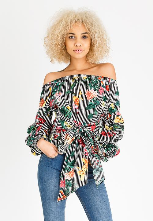 STYLE REPUBLIC - Ruched Sleeve Striped Bardot Blouse Black and White