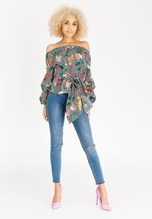 STYLE REPUBLIC - Ruched Sleeve Striped Bardot Blouse Black and White