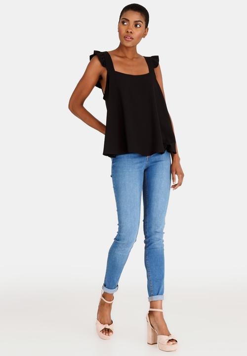 c(inch) - Frill Detail Cami Black