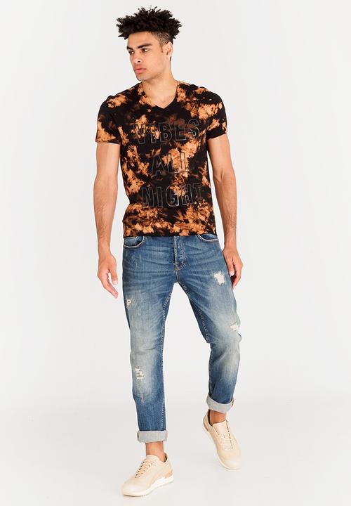GUESS - Vibes All Night V-Neck Tee Black