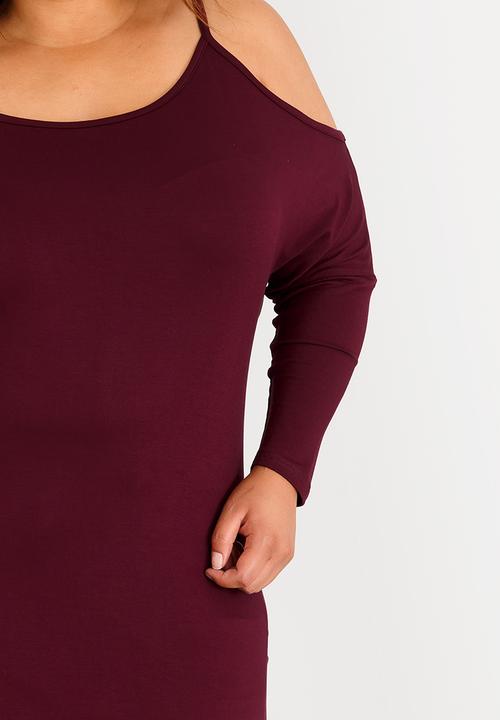 edit Plus - Cold Shoulder Long Sleeve Tee Burgundy