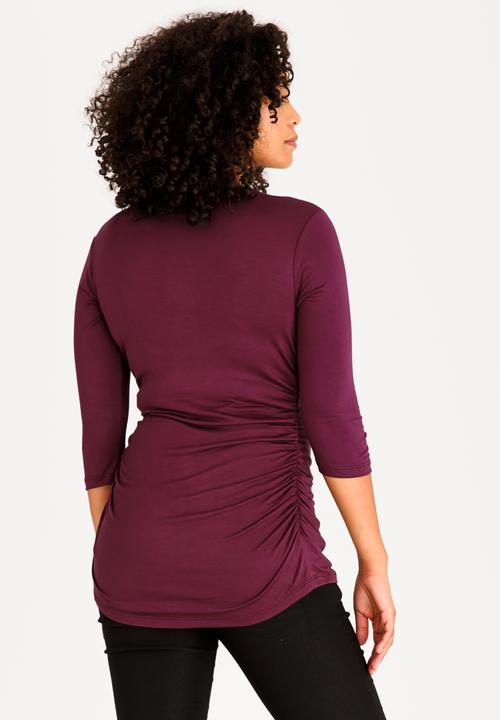 edit Maternity - Side Ruched Tee with 3/4 Sleeve Burgundy