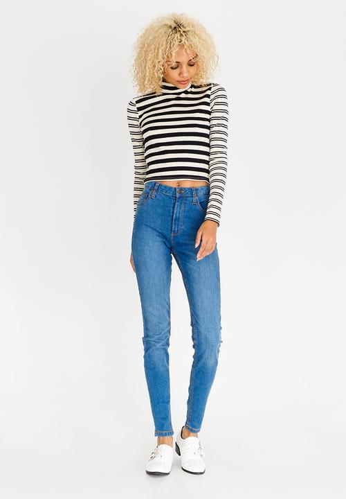 c(inch) - High Neck Striped T-shirt Cream