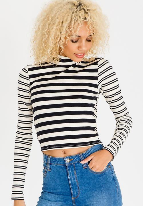 c(inch) - High Neck Striped T-shirt Cream