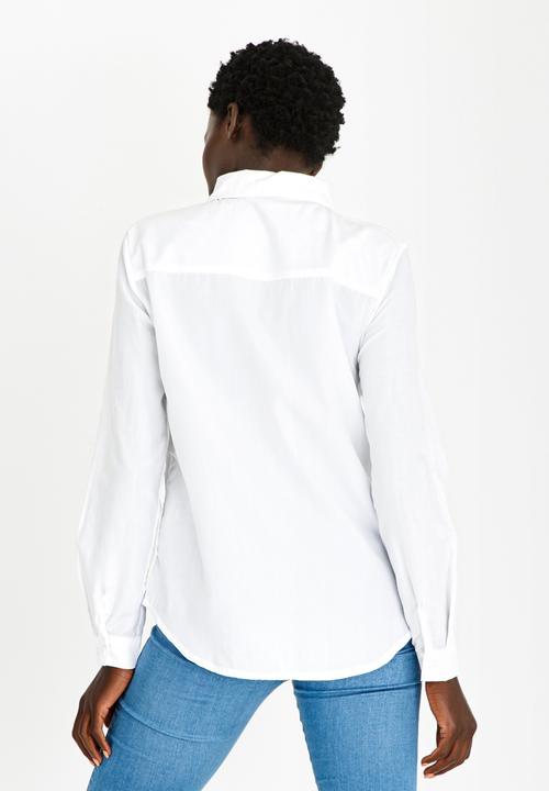 STYLE REPUBLIC - Pearl Detail Shirt White