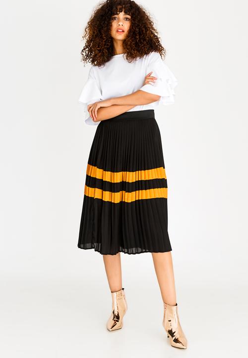 STYLE REPUBLIC - Pleated Midi Skirt Black