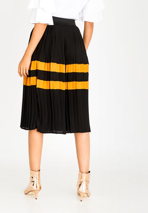 STYLE REPUBLIC - Pleated Midi Skirt Black