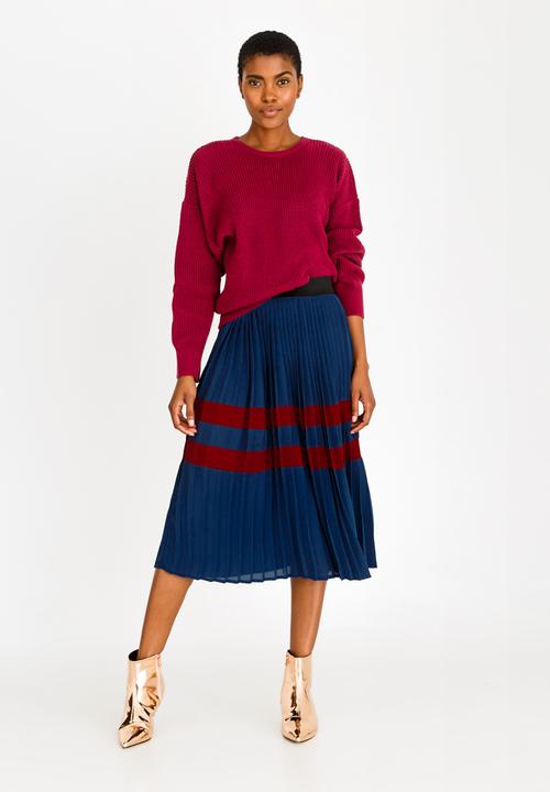 STYLE REPUBLIC - Pleated Midi Skirt Navy
