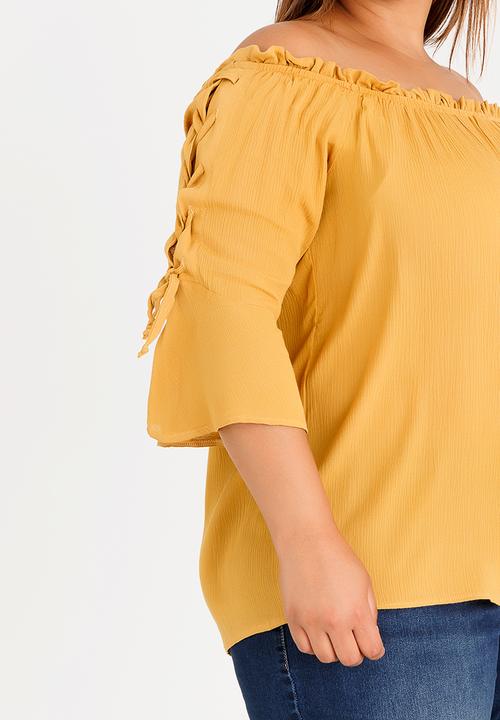 STYLE REPUBLIC PLUS - Bardot Tunic with Sleeve Detail Yellow