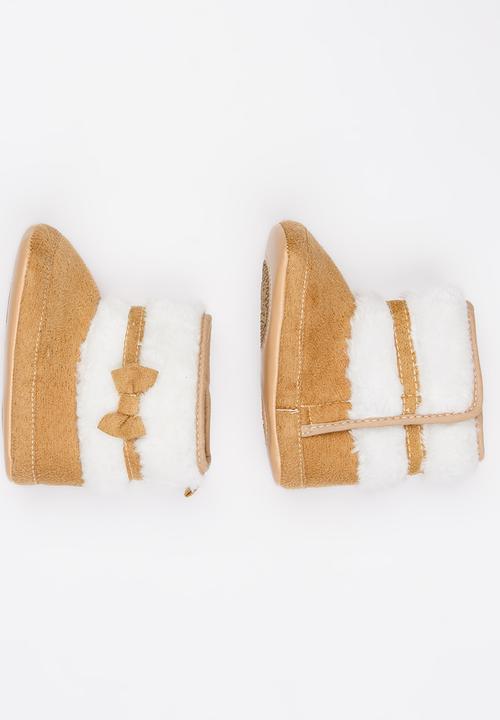 Pop Candy - Girls Fluffy Boot with Bow Detail Tan